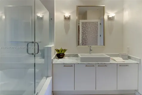 2001 Meridian Avenue Miami Beach FL 33139