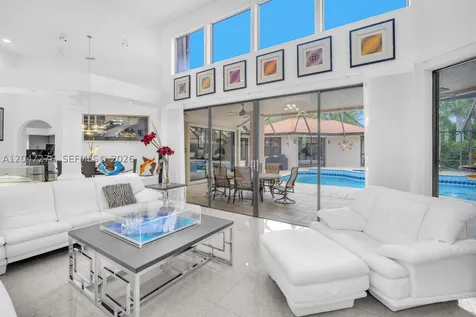 392 Coconut Circle Weston FL 33326