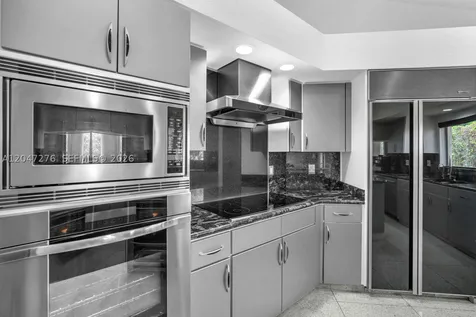 392 Coconut Circle Weston FL 33326