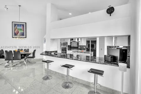 392 Coconut Circle Weston FL 33326