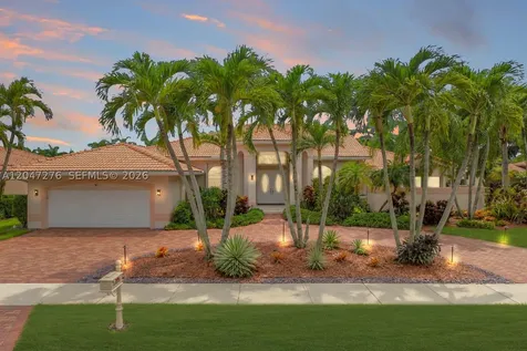 392 Coconut Circle Weston FL 33326