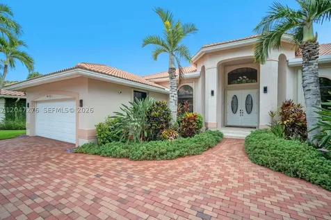 392 Coconut Circle Weston FL 33326
