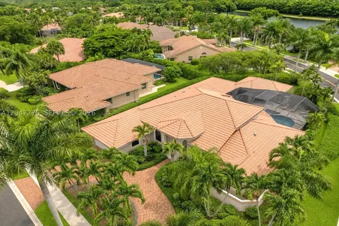 392 Coconut Circle Weston FL 33326
