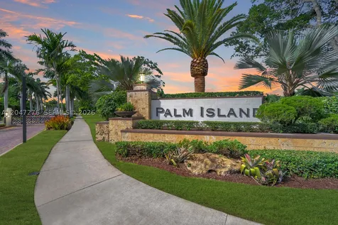 392 Coconut Circle Weston FL 33326