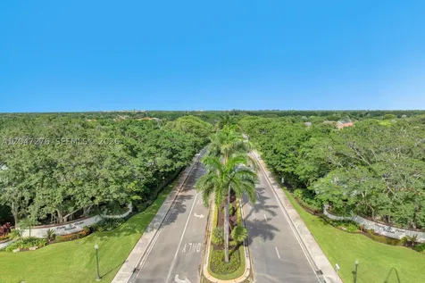 392 Coconut Circle Weston FL 33326
