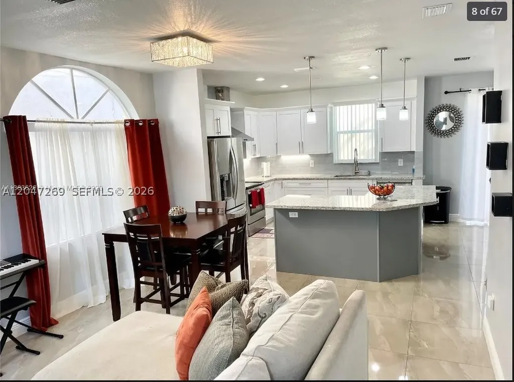409 NW 87th Lane Coral Springs FL 33071