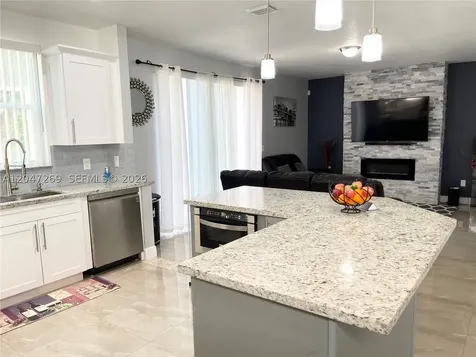 409 NW 87th Lane Coral Springs FL 33071