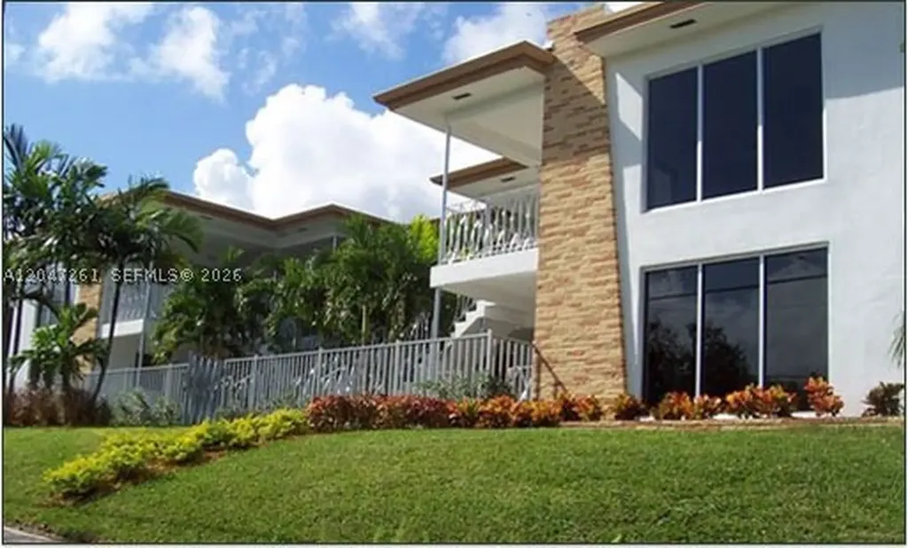 7422 NE 6th Court Miami FL 33138