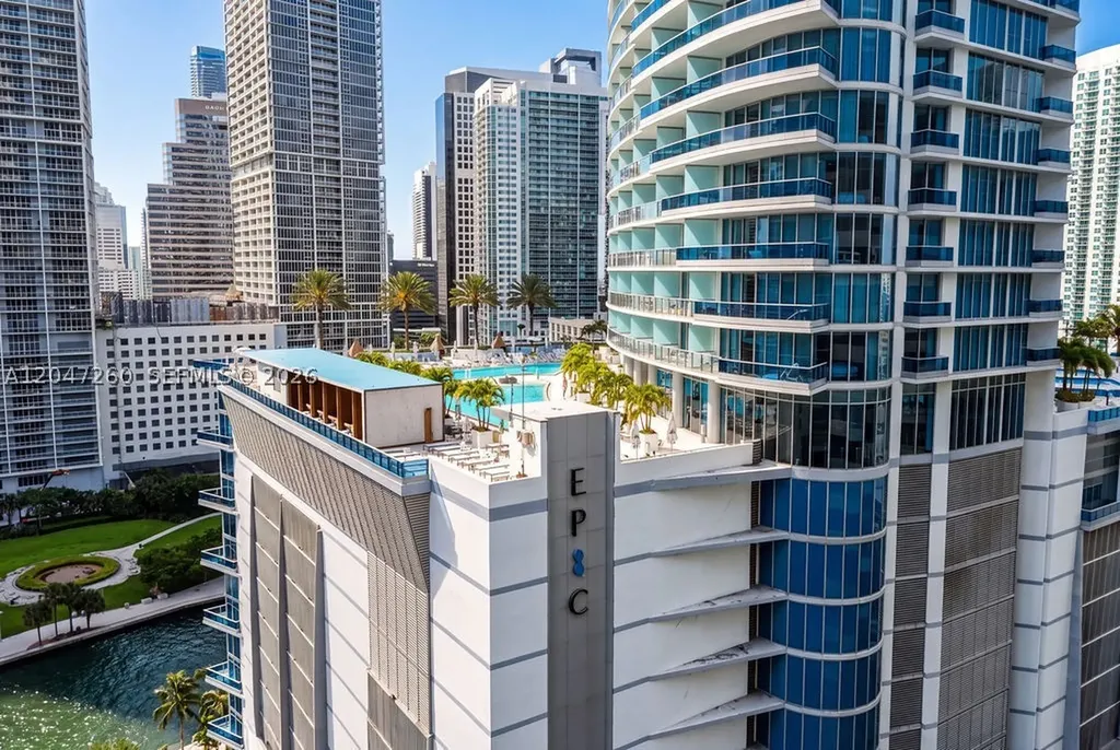 200 Biscayne Boulevard Way Miami FL 33131