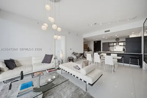 200 Biscayne Boulevard Way Miami FL 33131