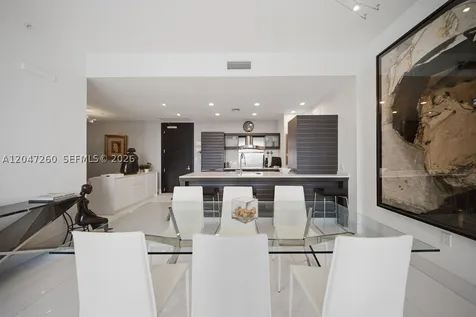 200 Biscayne Boulevard Way Miami FL 33131