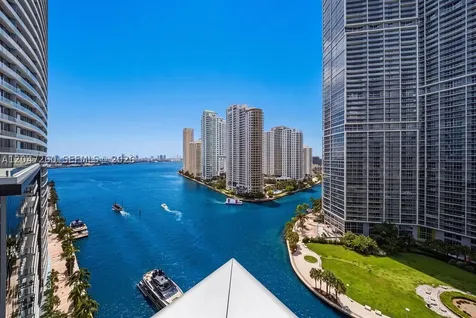 200 Biscayne Boulevard Way Miami FL 33131