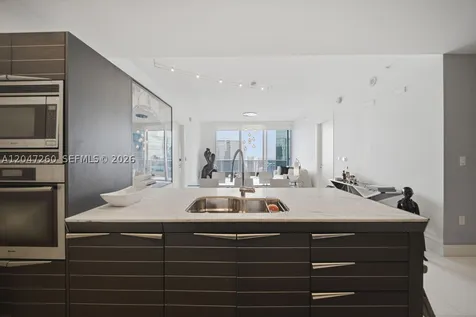 200 Biscayne Boulevard Way Miami FL 33131