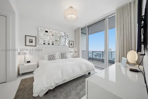 200 Biscayne Boulevard Way Miami FL 33131