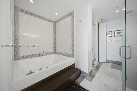 200 Biscayne Boulevard Way Miami FL 33131