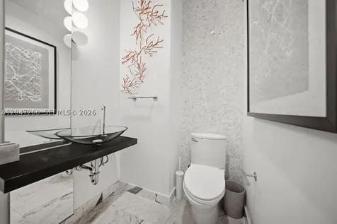 200 Biscayne Boulevard Way Miami FL 33131