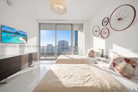 200 Biscayne Boulevard Way Miami FL 33131