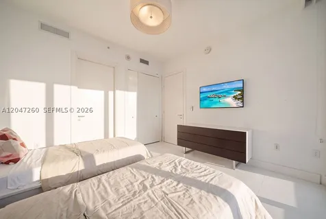 200 Biscayne Boulevard Way Miami FL 33131