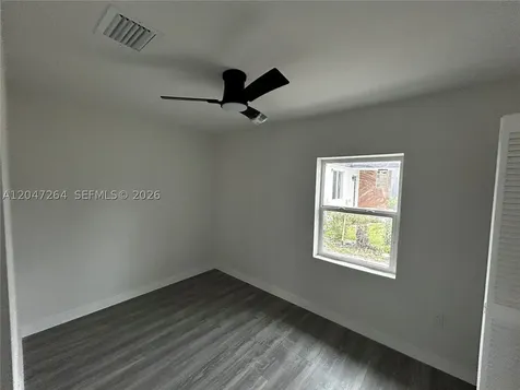 4429 SW 21st Street West Park FL 33023