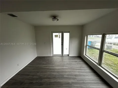 4429 SW 21st Street West Park FL 33023