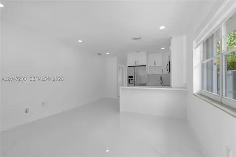 2638 SW 30th Court Miami FL 33133
