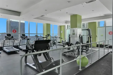133 NE 2nd Avenue Miami FL 33132
