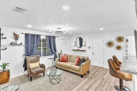 4633 SW 28th Avenue Dania Beach FL 33312