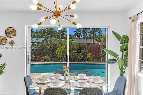 4633 SW 28th Avenue Dania Beach FL 33312