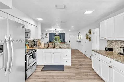 4633 SW 28th Avenue Dania Beach FL 33312