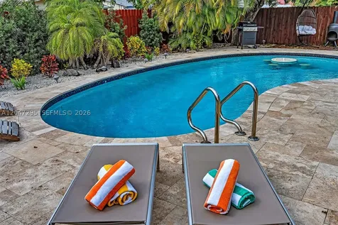 4633 SW 28th Avenue Dania Beach FL 33312