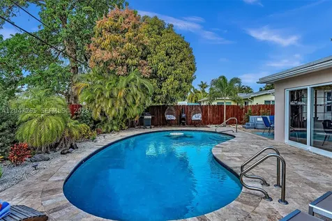 4633 SW 28th Avenue Dania Beach FL 33312