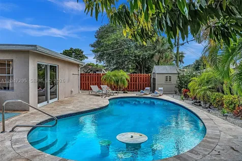 4633 SW 28th Avenue Dania Beach FL 33312
