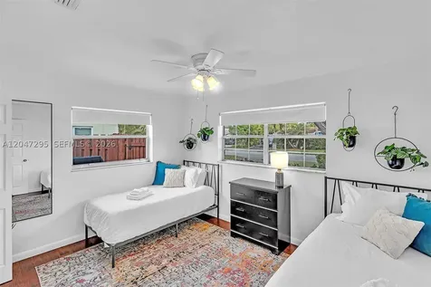 4633 SW 28th Avenue Dania Beach FL 33312