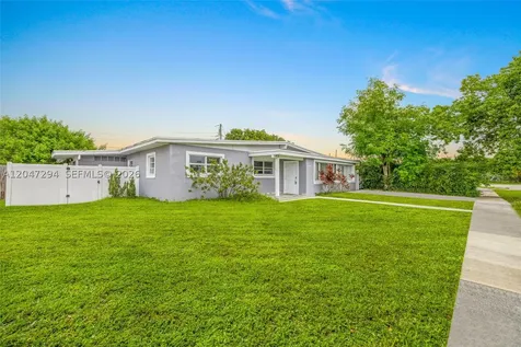 18100 NW 7th Place Miami Gardens FL 33169
