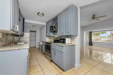 18100 NW 7th Place Miami Gardens FL 33169