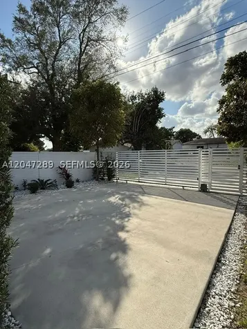 5629 NW 31st Avenue Miami FL 33142