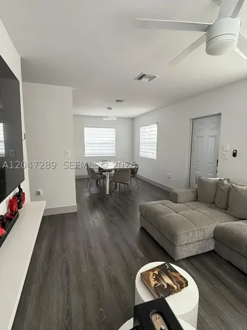 5629 NW 31st Avenue Miami FL 33142
