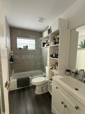 5629 NW 31st Avenue Miami FL 33142