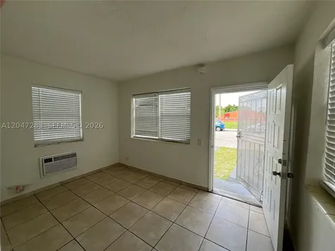 733 NW 4th Avenue Miami FL 33136