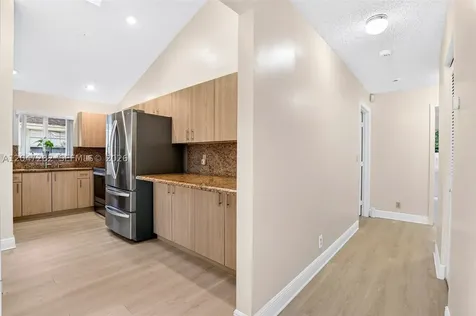 4495 NW 99th Avenue Sunrise FL 33351