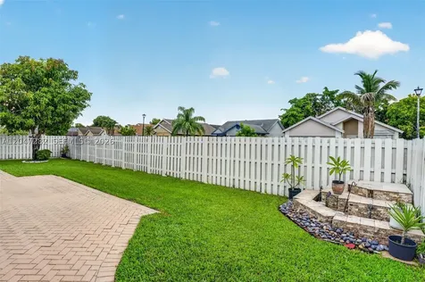 4495 NW 99th Avenue Sunrise FL 33351