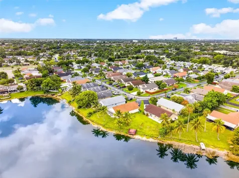 4495 NW 99th Avenue Sunrise FL 33351