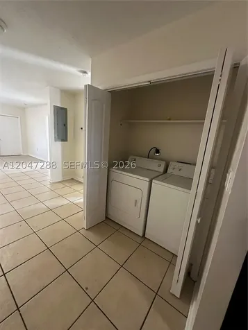 Miami FL 33157