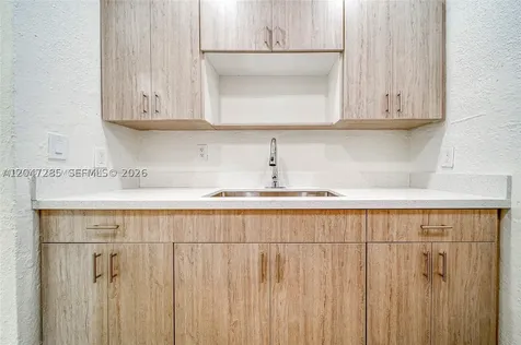 1747 NW 40th Street Miami FL 33142