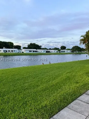 8537 NW 12th Street Plantation FL 33322