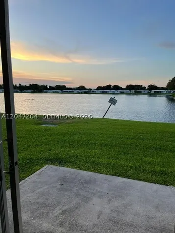 8537 NW 12th Street Plantation FL 33322