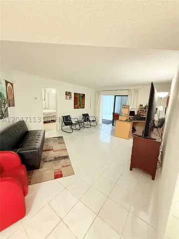 4140 NW 44th Avenue Lauderdale Lakes FL 33319