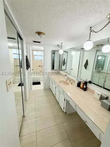 4140 NW 44th Avenue Lauderdale Lakes FL 33319