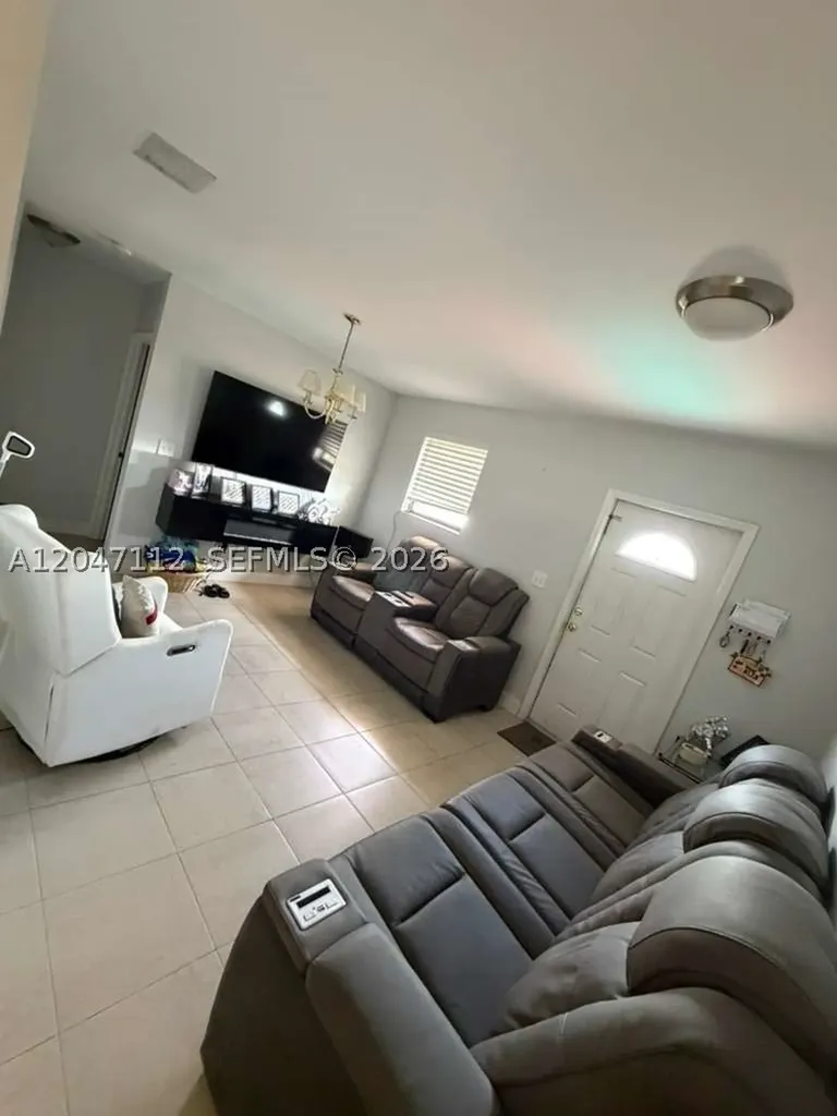 2816 NW 15th Street Miami FL 33125