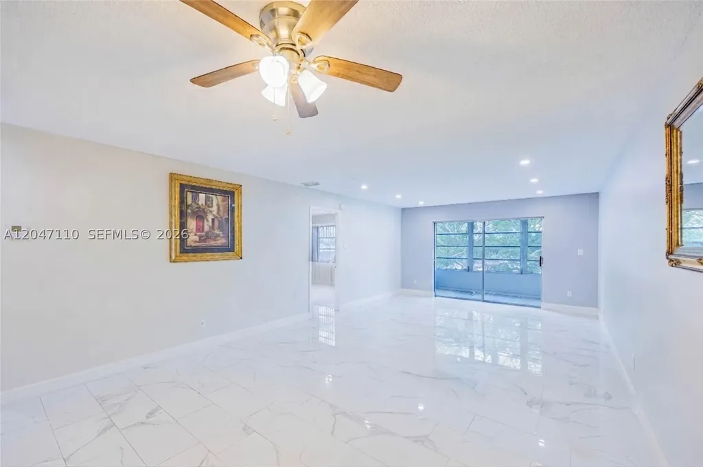 8100 SW 24th Street North Lauderdale FL 33068